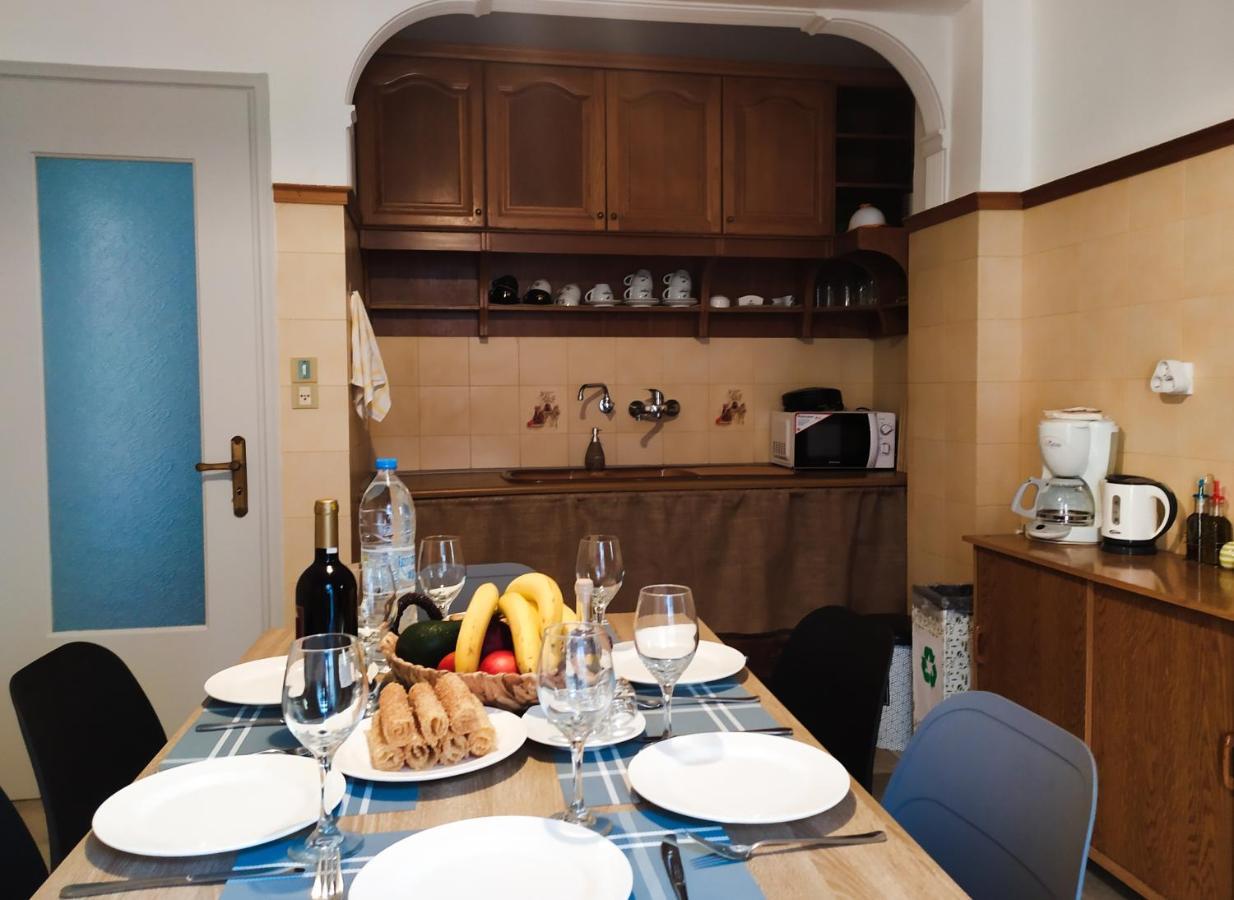 Apartment 94M2, Center Of Sitia, Wifi, 350M Beach Exterior photo